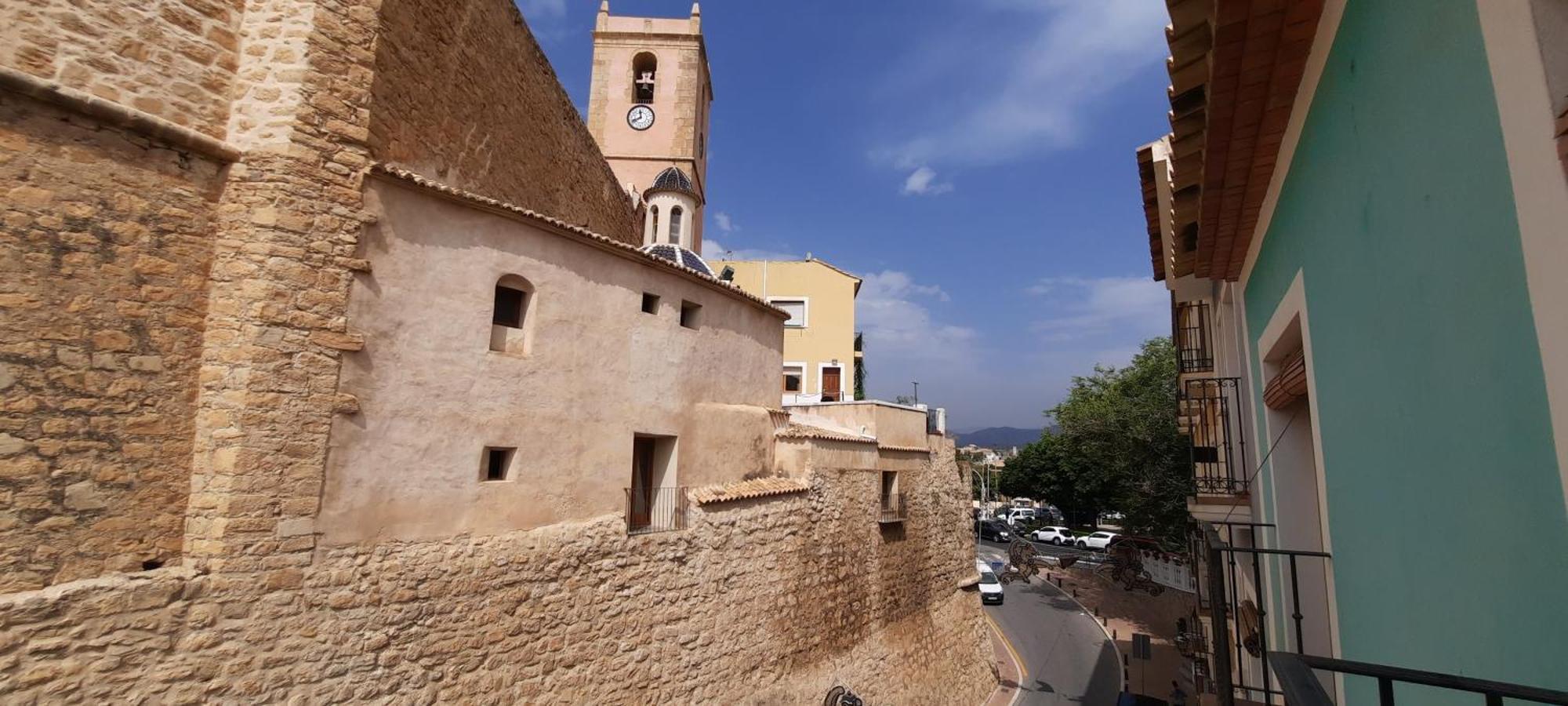 Apartment Mu, Situada En La Muralla Del Casco Historico *